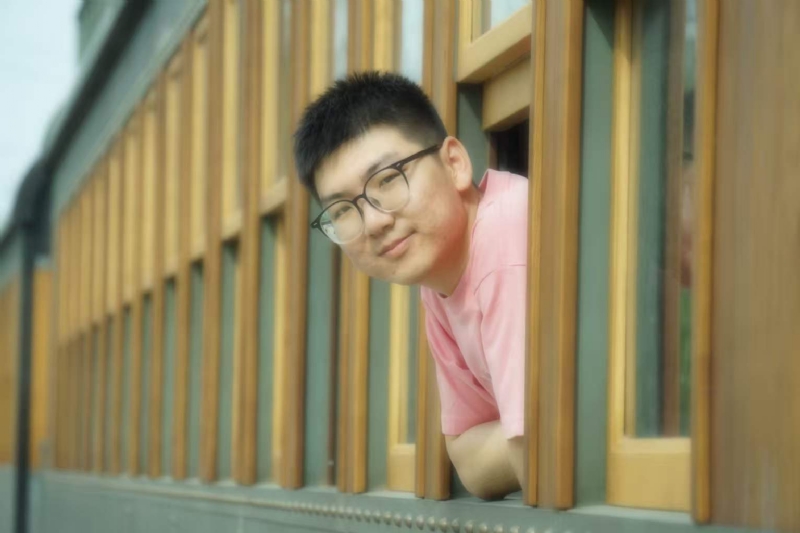 锦瑟无端五十弦的第一张照片--青岛相亲服务中心