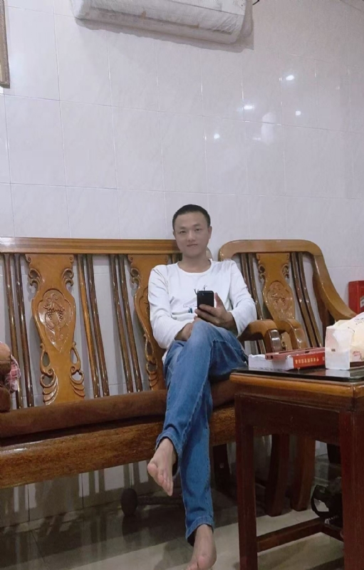 知年的第三张照片--青岛相亲服务中心