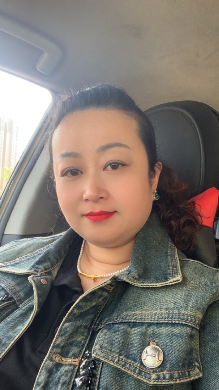 云中的蝶的第一张照片--青岛相亲服务中心